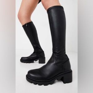 Steve Madden lugged black knee high boots - Aberdeen